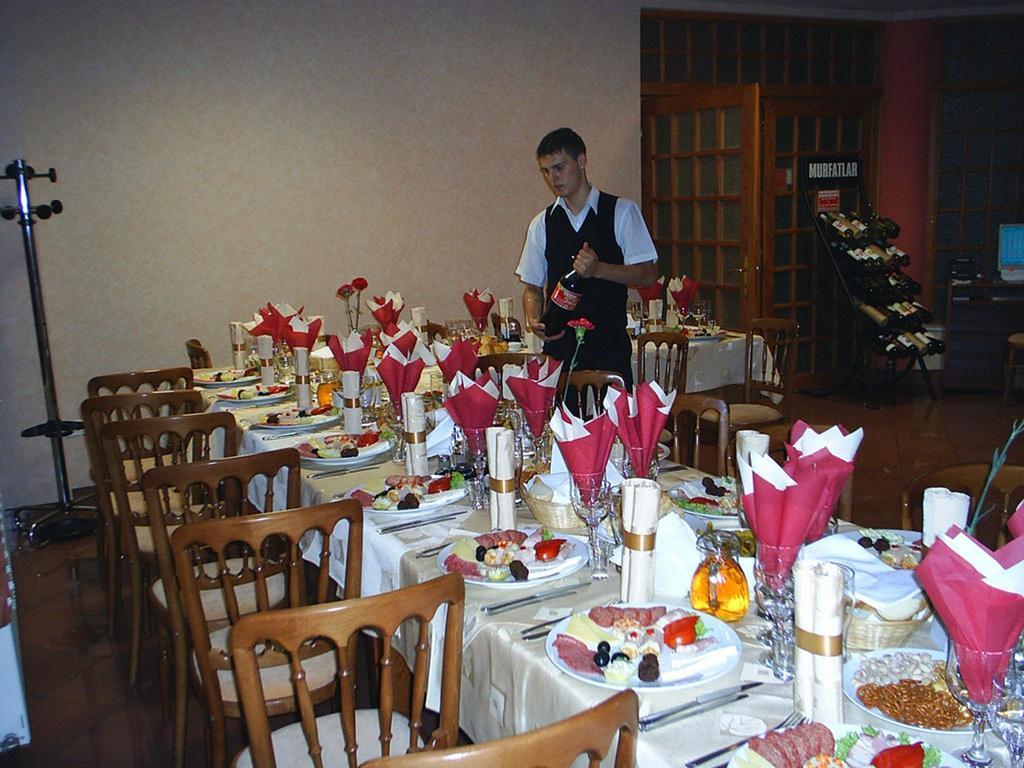 Hotel Lotus Arad Ngoại thất bức ảnh